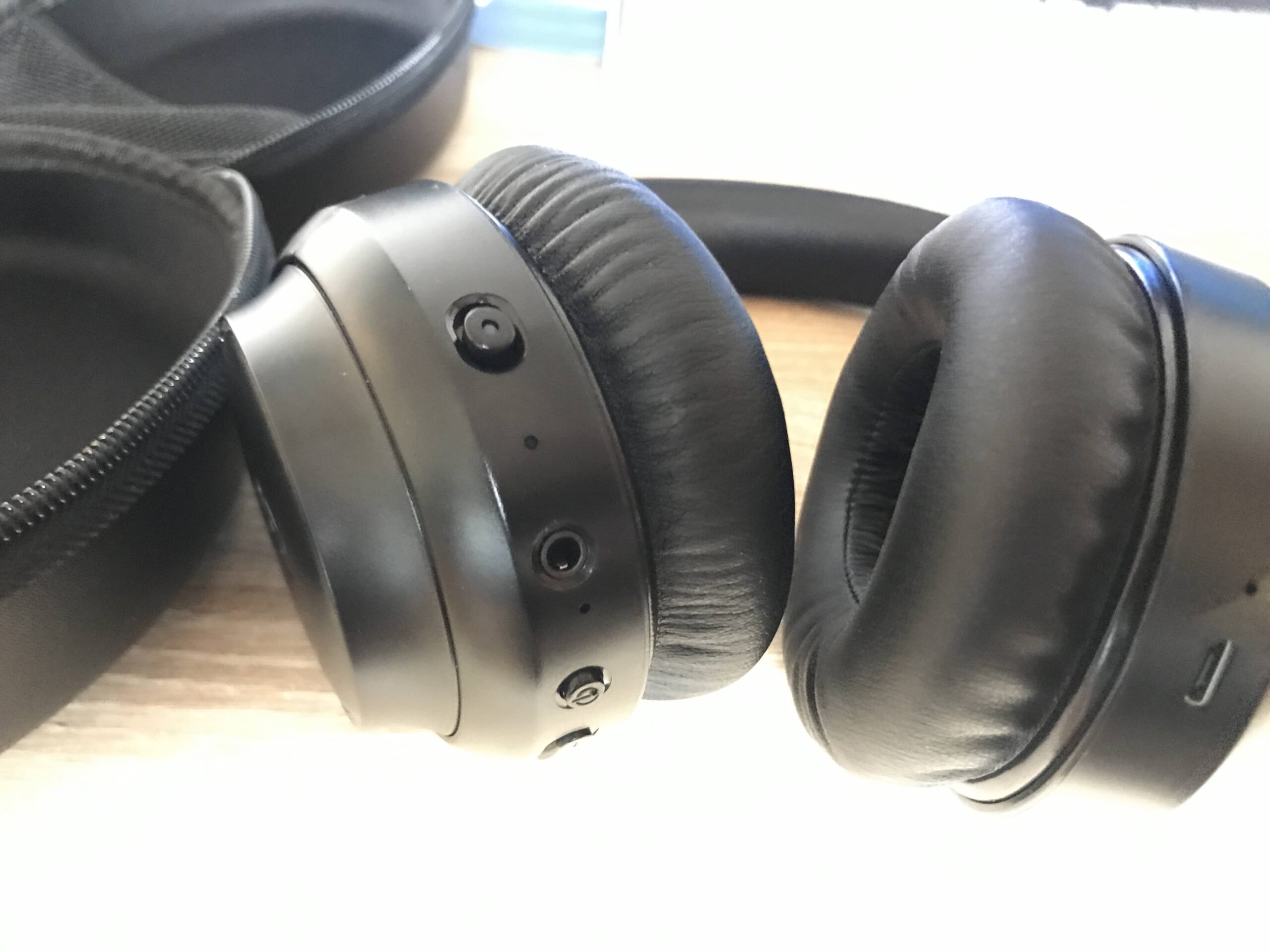 TaoTronics TT-BH090, SoundSurge Air 90 Cuffie Bluetooth con ANC |  STEG-Electronics.ch