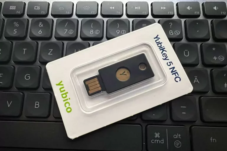 Yubico YubiKey 5 NFC USB Sicherheitsschluessel