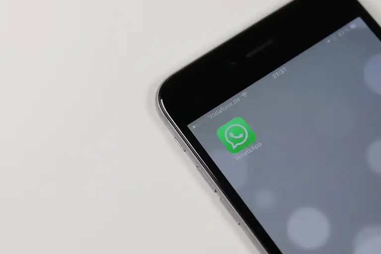 WhatsApp Umfrage