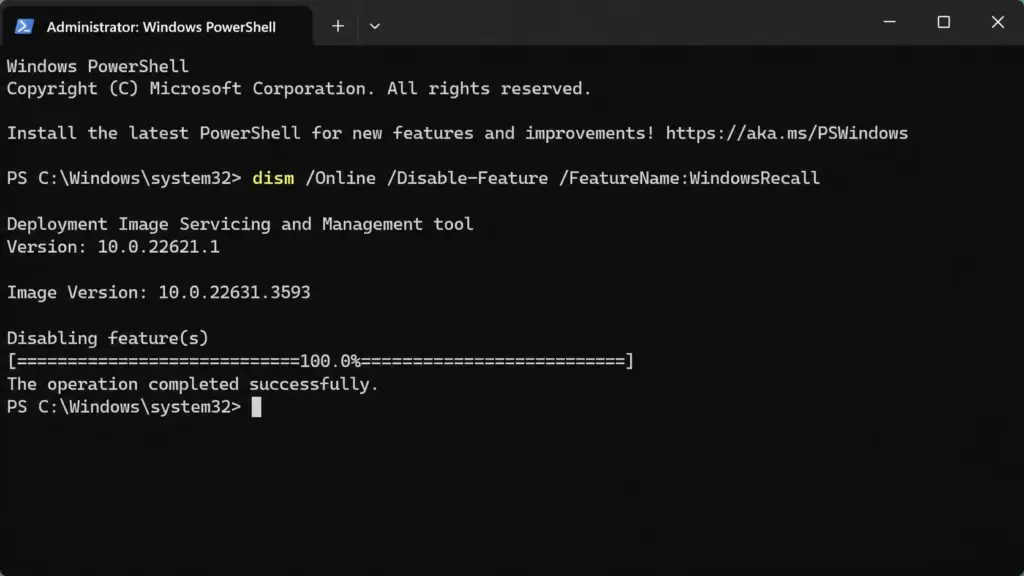 PowerShell (Administrator) mit ausgeführtem DISM Befehl zum Deaktivieren von Recall
