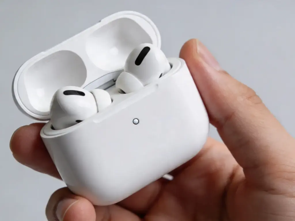 AirPods Pro Windows 11 verbinden 